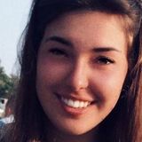 Delphinev from Wetteren | Woman | 32 years old | Pisces