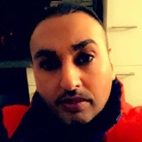 Aitlhoutaouf5K from Lausanne | Man | 46 years old | Aquarius