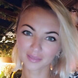 Mavis from Moscow | Woman | 43 years old | Capricorn