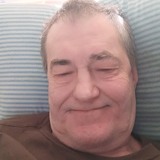 Dennisstgelay0 from Bennington | Man | 60 years old | Pisces