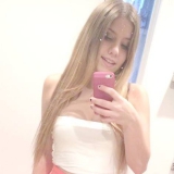Emilythelesby from Montreal | Woman | 35 years old | Sagittarius