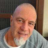Raresnicoahm from Bucharest | Man | 48 years old | Cancer