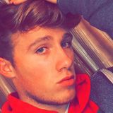 Johnny from Bellport | Man | 27 years old | Taurus