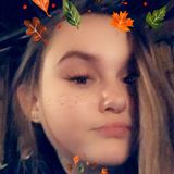 Sarah from North Tonawanda | Woman | 27 years old | Aquarius
