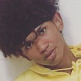 Dangelo from Lexington | Man | 26 years old | Leo
