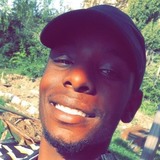 Makoko from Lyon | Man | 26 years old | Taurus