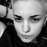 Gineburn from Piacenza | Woman | 27 years old | Capricorn