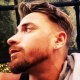 Jijisisi26P from Geneve | Man | 36 years old | Taurus