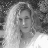 Gabi from Krk | Woman | 43 years old | Taurus