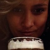 Grazi from Niteroi | Woman | 43 years old | Aries