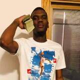 Vonoevapf from Moline | Man | 28 years old | Leo