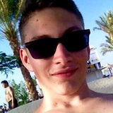 Maxime from Manage | Man | 29 years old | Aries