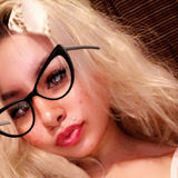 Stella from Kuwait | Woman | 27 years old | Libra