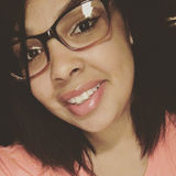 Arianna from Roanoke | Woman | 28 years old | Sagittarius