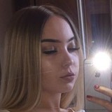 Sara from Florence | Woman | 26 years old | Capricorn