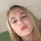 Alyssareyher from Katy | Woman | 26 years old | Cancer