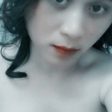 Richie from Kuwait | Woman | 44 years old | Capricorn