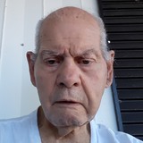 Roberteeue from Portland | Man | 84 years old | Leo
