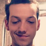 Des from Commerce Township | Man | 28 years old | Scorpio