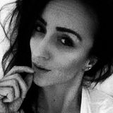 Ina from Hollywood | Woman | 41 years old | Aquarius
