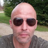 Tjpappaeet from Lubbeek | Man | 46 years old | Capricorn