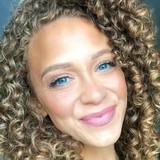 Hannah from Chicago | Woman | 39 years old | Aquarius