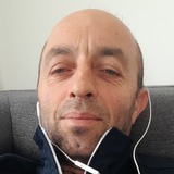 Genckamilw6 from Den Haag | Man | 54 years old | Capricorn