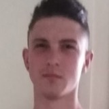 Vladutzpadurariu from Surbiton | Man | 25 years old | Cancer