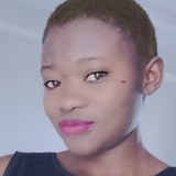 Queen from Abu Dhabi | Woman | 27 years old | Capricorn