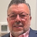 Dombenevenhw from Ringwood | Man | 66 years old | Capricorn