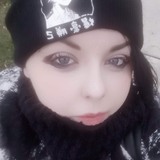 Anna from Warren | Woman | 29 years old | Sagittarius