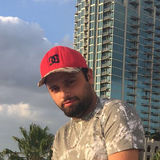 Zack from Tampa | Man | 34 years old | Capricorn