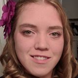 Alanna from Edmonton | Woman | 30 years old | Aquarius