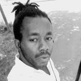 Ernesto from Bordeaux | Man | 33 years old | Aries