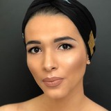 Lilla from Bucuresci | Woman | 32 years old | Aries