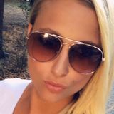 Moniccz from Prague | Woman | 37 years old | Leo