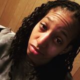 Dominique from Allentown | Woman | 35 years old | Taurus